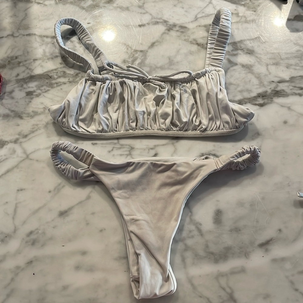 Frankie’s Bikini